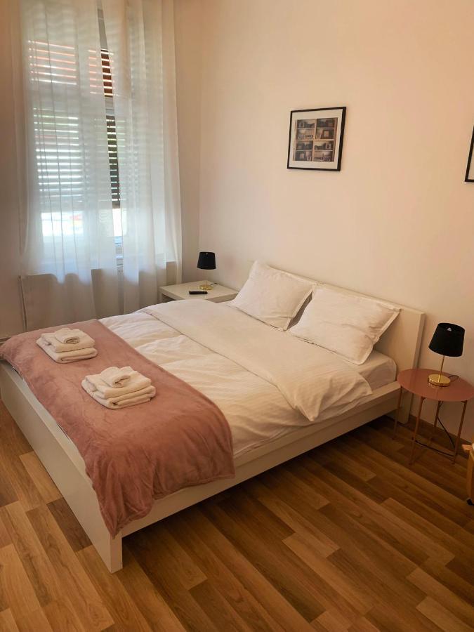Apartament Plopilor Studios Sibiu Ngoại thất bức ảnh