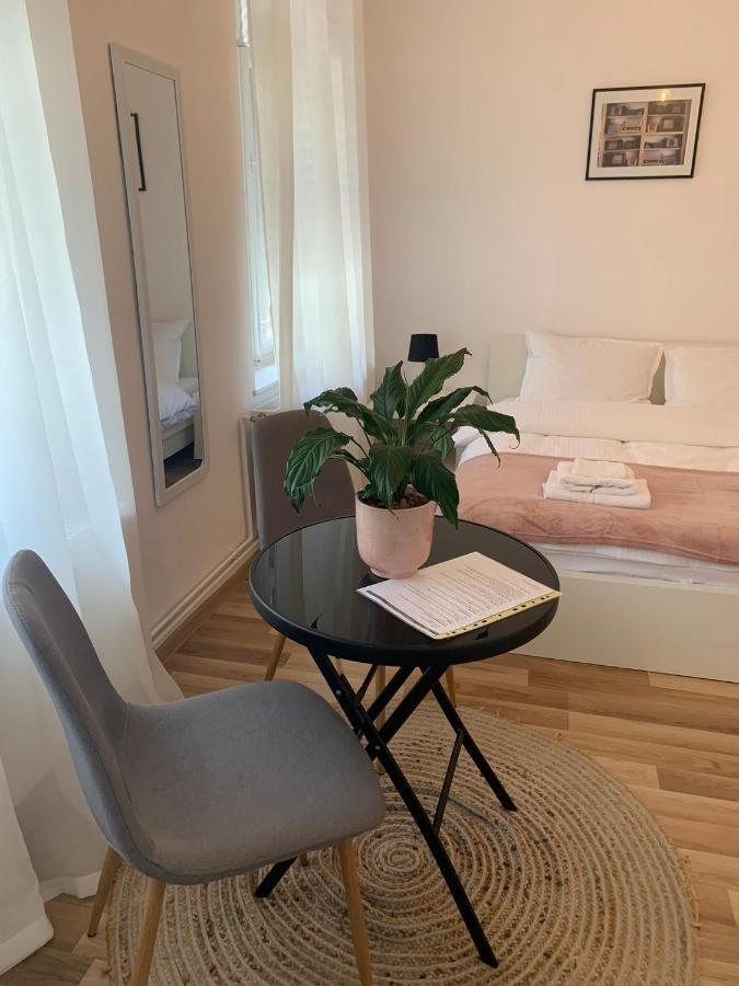 Apartament Plopilor Studios Sibiu Ngoại thất bức ảnh