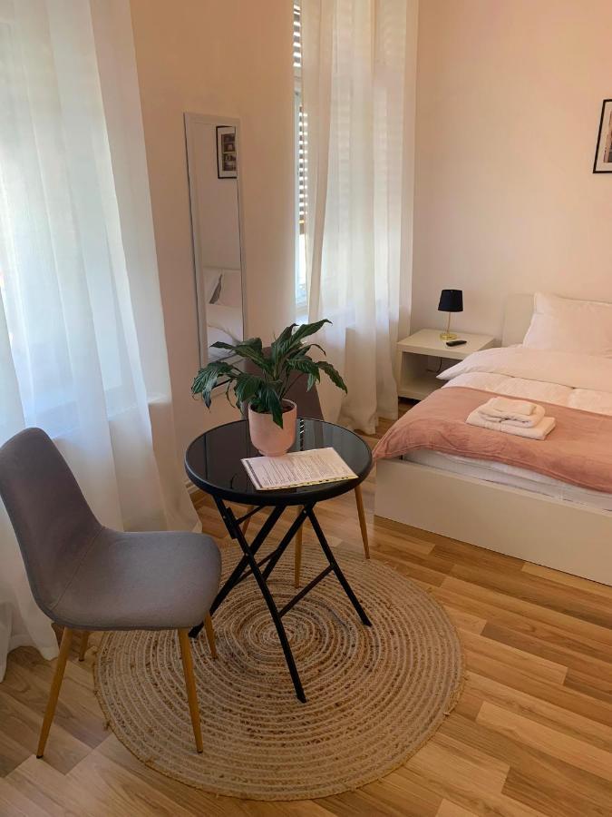 Apartament Plopilor Studios Sibiu Ngoại thất bức ảnh